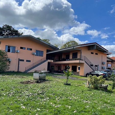 Sky Hostel La Fortuna Buitenkant foto