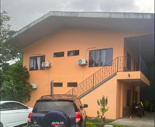 Sky Hostel La Fortuna Buitenkant foto